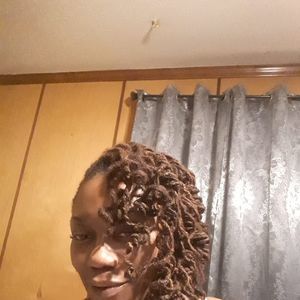 Meet your Posher, Ledora